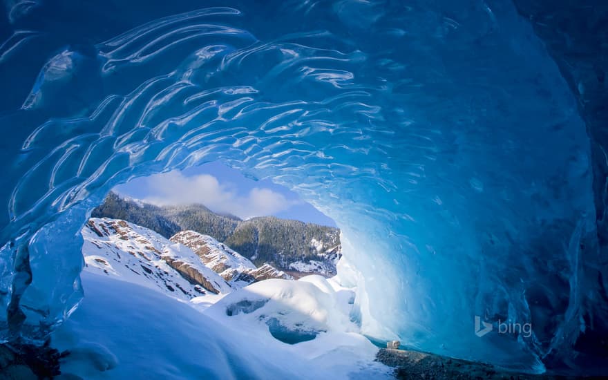 Mendenhall Glacier near Juneau, Alaska